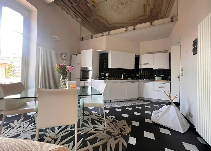 아파트 Welcome Riviera - Berto's Luxury 3 Bedrooms 2 Bathrooms In Centre 키아바리