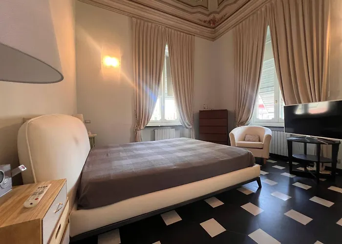 Welcome Riviera - Berto's Luxury 3 Bedrooms 2 Bathrooms In Centre 키아바리
